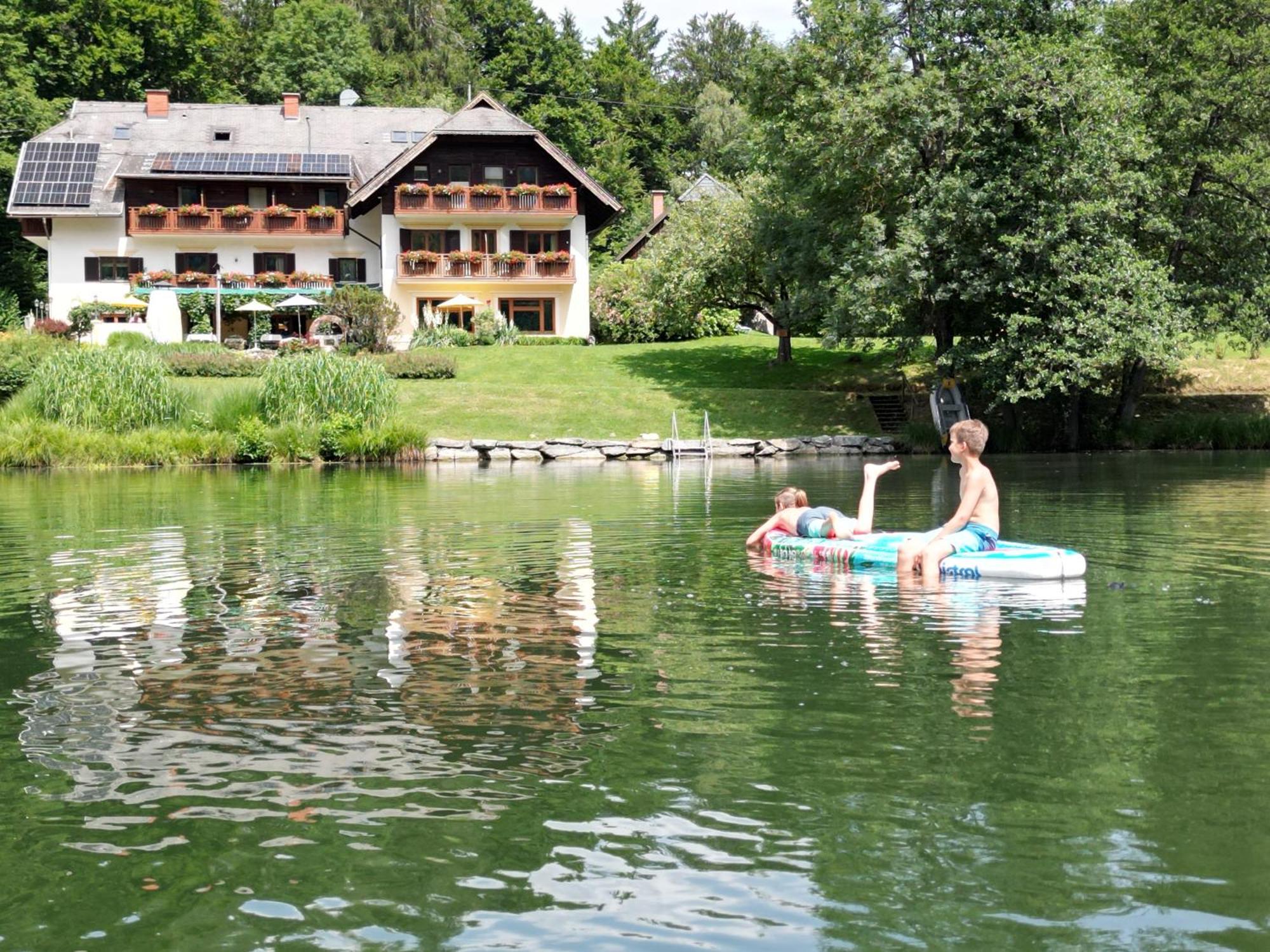 Landgasthof Trattnig Schiefling am See Dış mekan fotoğraf